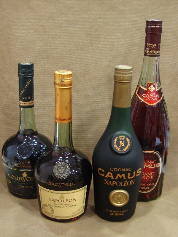ブランデー カミュ クルボアジェ 4本 高く 洋酒 お酒 買取 千葉県 柏市