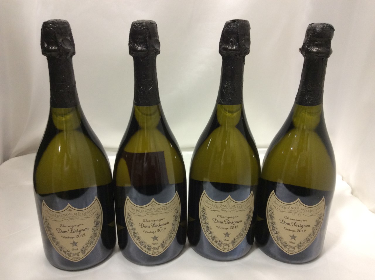 ドンペリニヨン ヴィンテージ 2012 シャンパン 4本 お酒 古酒 買取 千葉県 船橋市