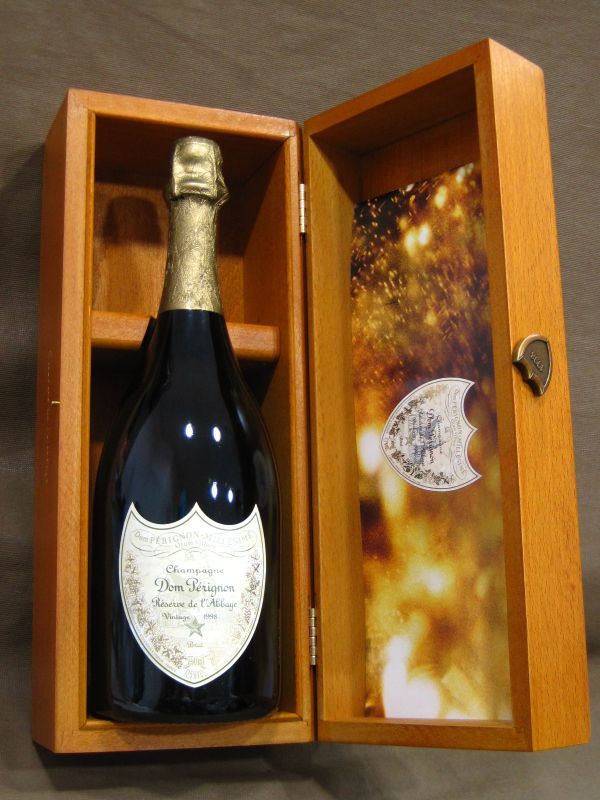 ドンペリ レゼルヴ ド ラベイ 1998 シャンパン 750ml ゴールド 木箱 冊子付 買取千葉県