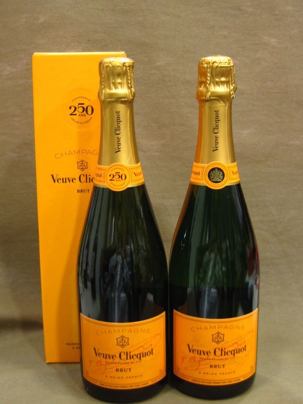 Veuve ヴーヴクリコ イエローラベル 2本 シャンパン 買取 茨城県 取手市