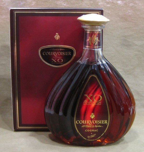 クルボアジェ XO アンペリアル 700ml ブランデー お酒 洋酒買取 茨城県 守谷市
