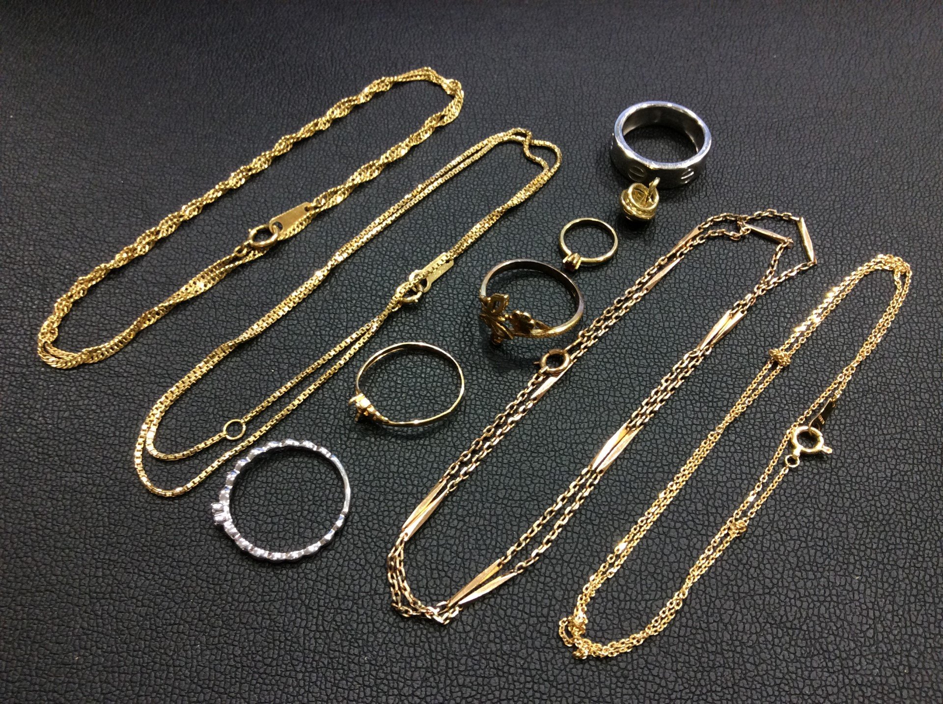 本日 K18 (750刻印)1g 7263円 ネックレス 19,9g アクセサリー買取 千葉県松戸市