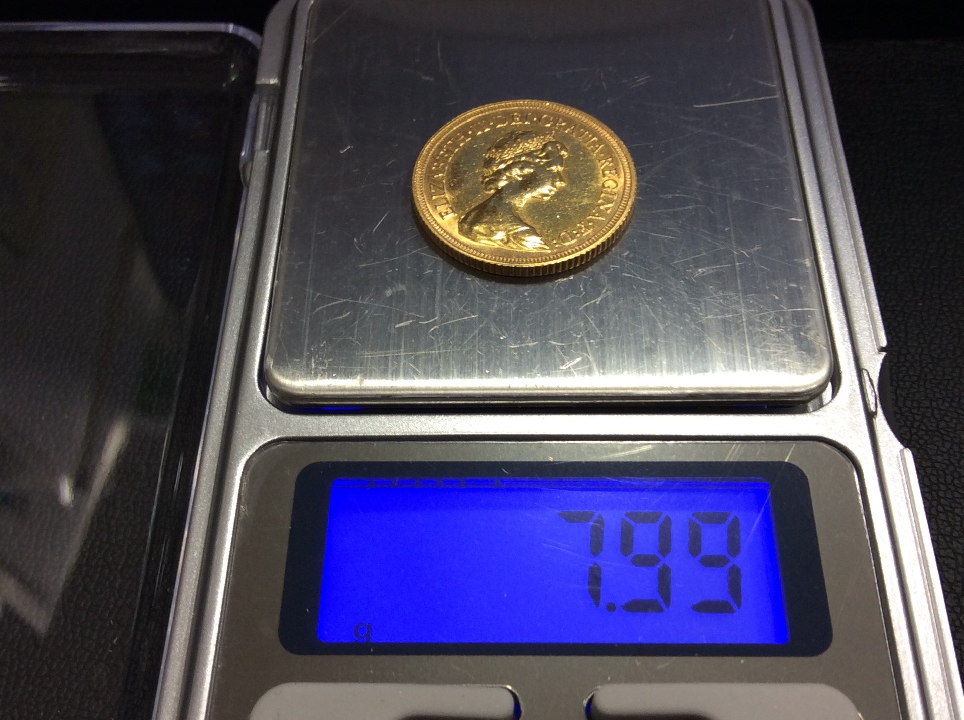 本日 K22金 1g 9235円 エリザベス2世 金貨 イギリス 1981年 7.9g買取 東京都