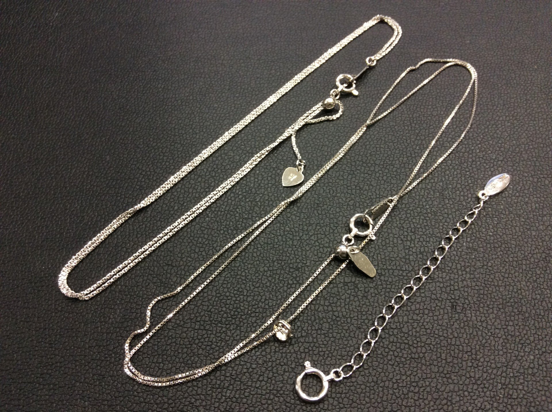 本日 K18WG 1g 9519円 ホワイトゴールド ネックレス 4,6g ジュエリー買取 千葉県