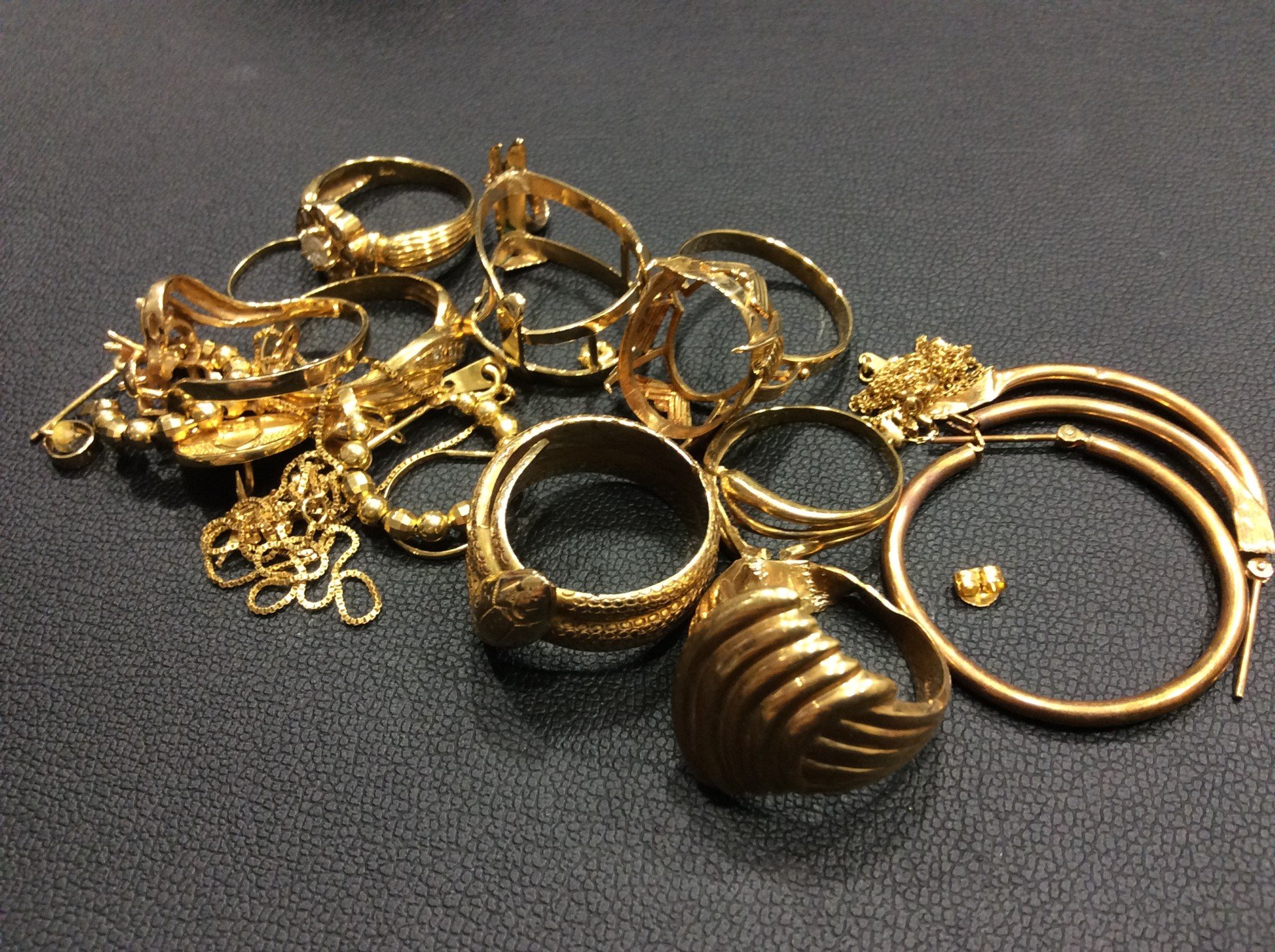 本日 K18 金 750刻印 1g 19,744円 切れたネックレス他 44,4g 買取茨城県取手市